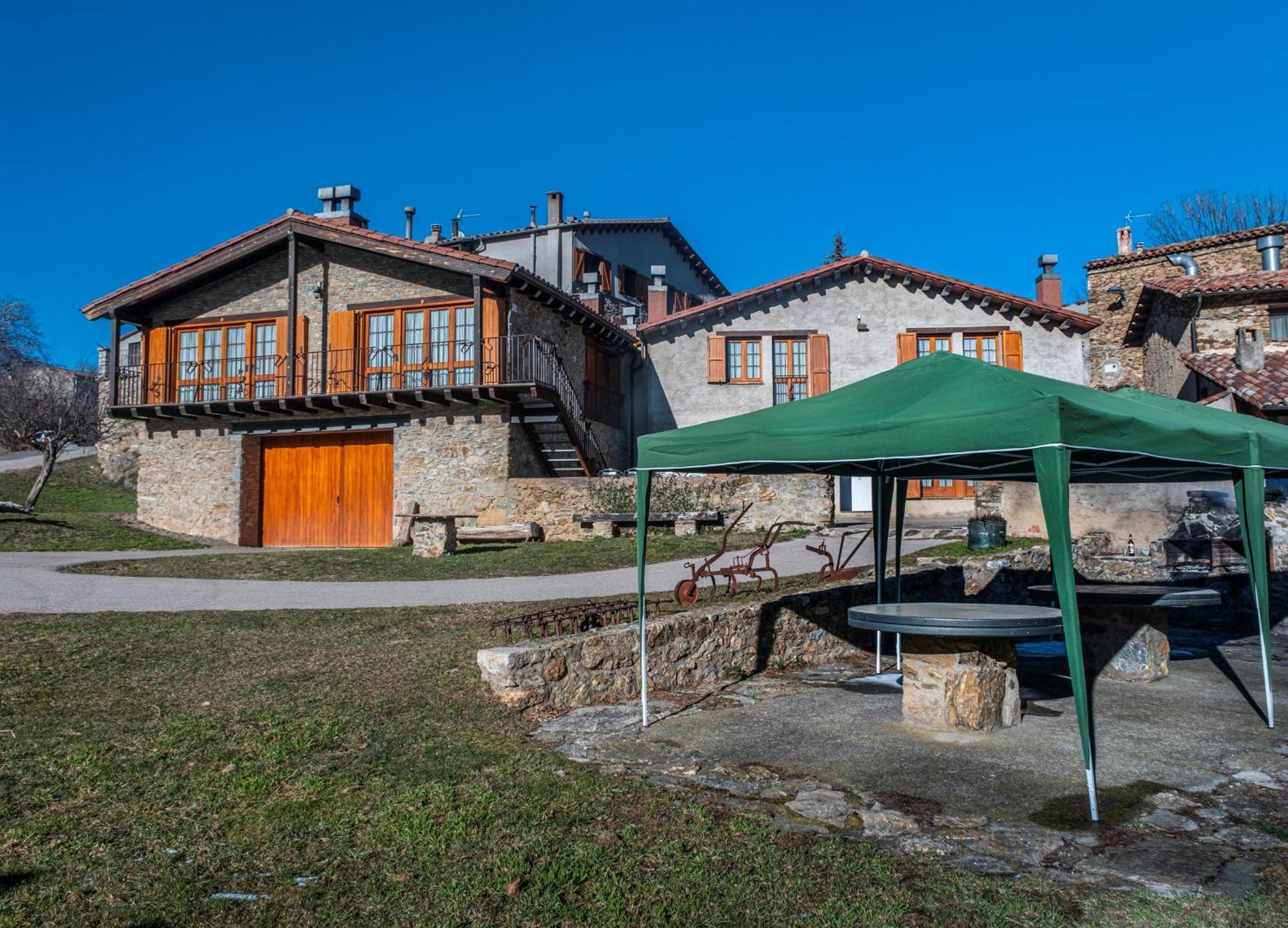 Campelles Can Tubau - Casa Rural - Apartaments מראה חיצוני תמונה