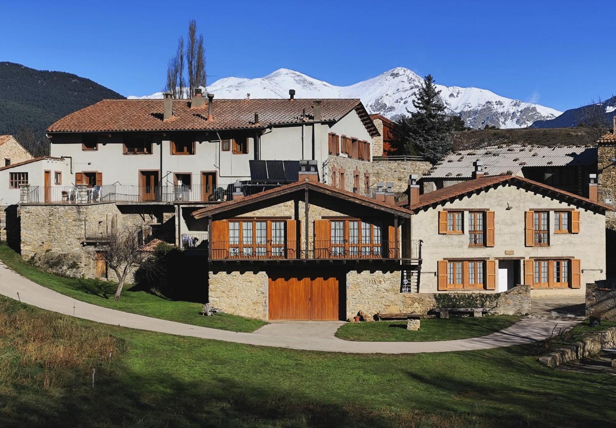 Campelles Can Tubau - Casa Rural - Apartaments מראה חיצוני תמונה